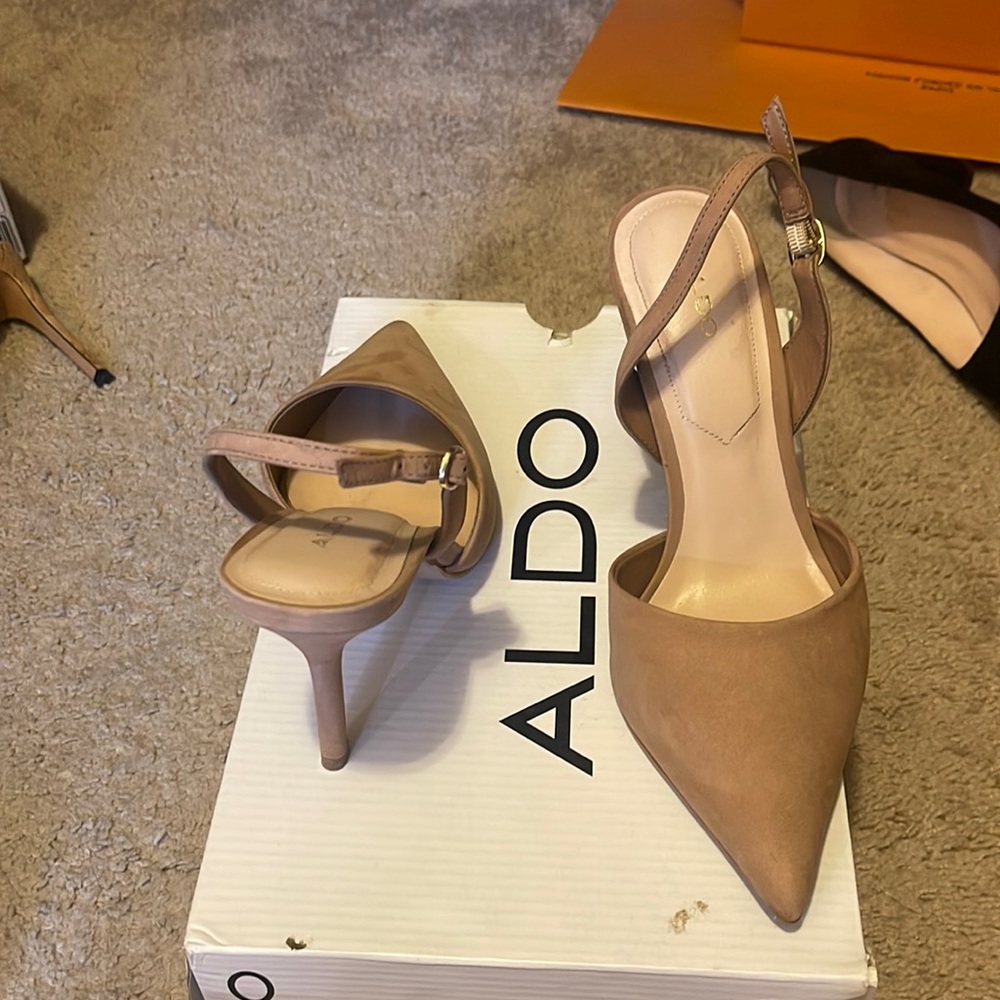 Like new aldo